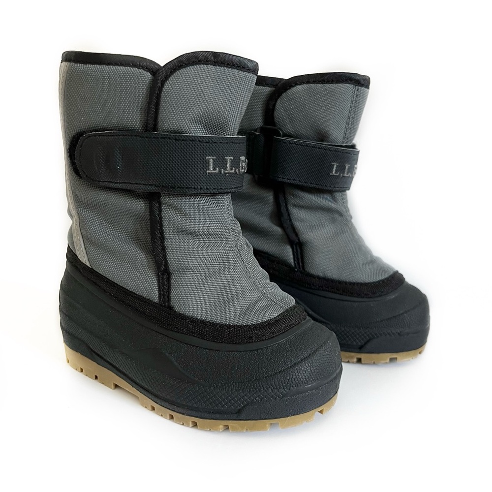 Kids Snow Boots - snow - waterproof - toddlers size 6